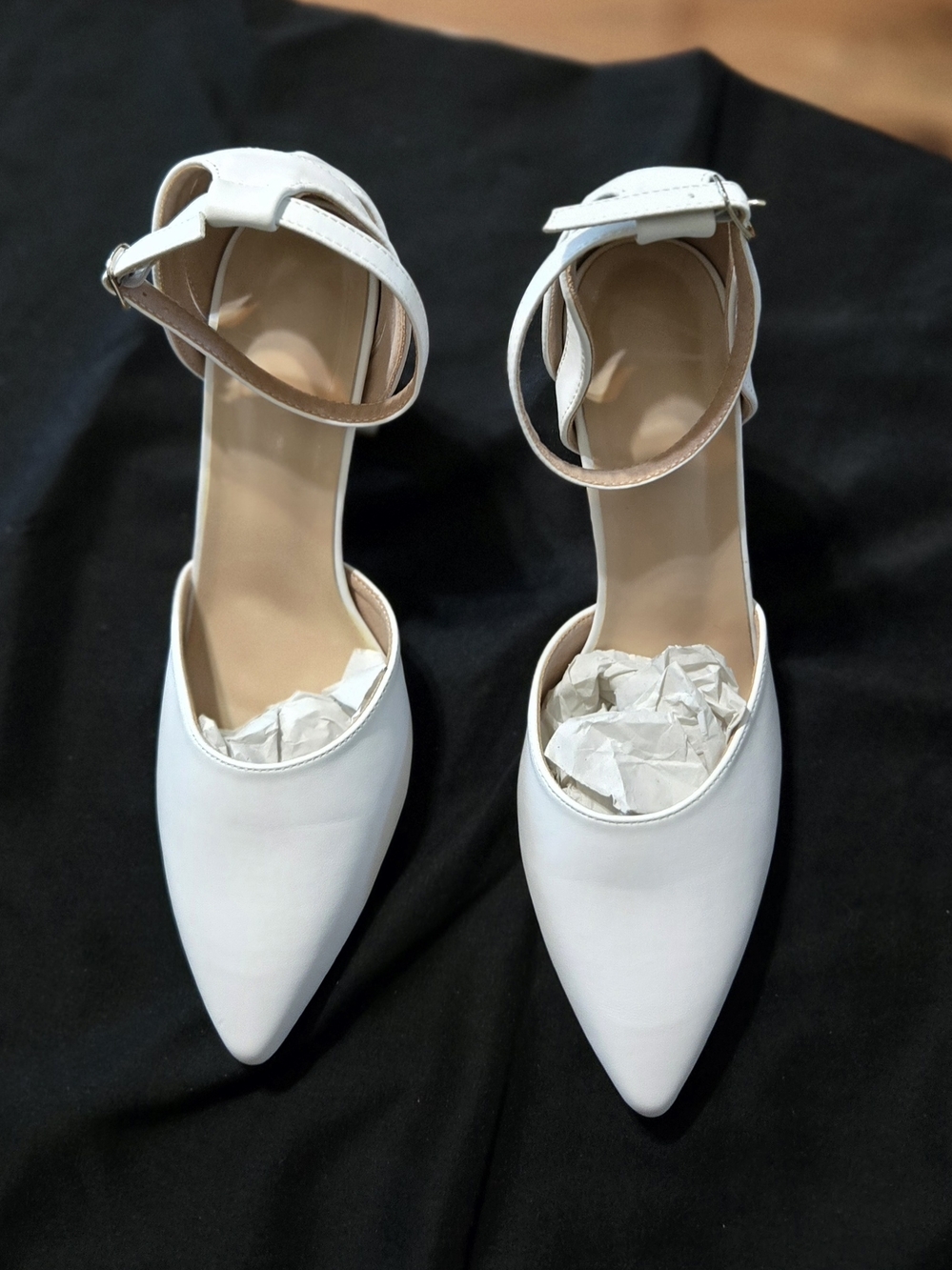 Women's White Pointed Ankle-Strap Pumps